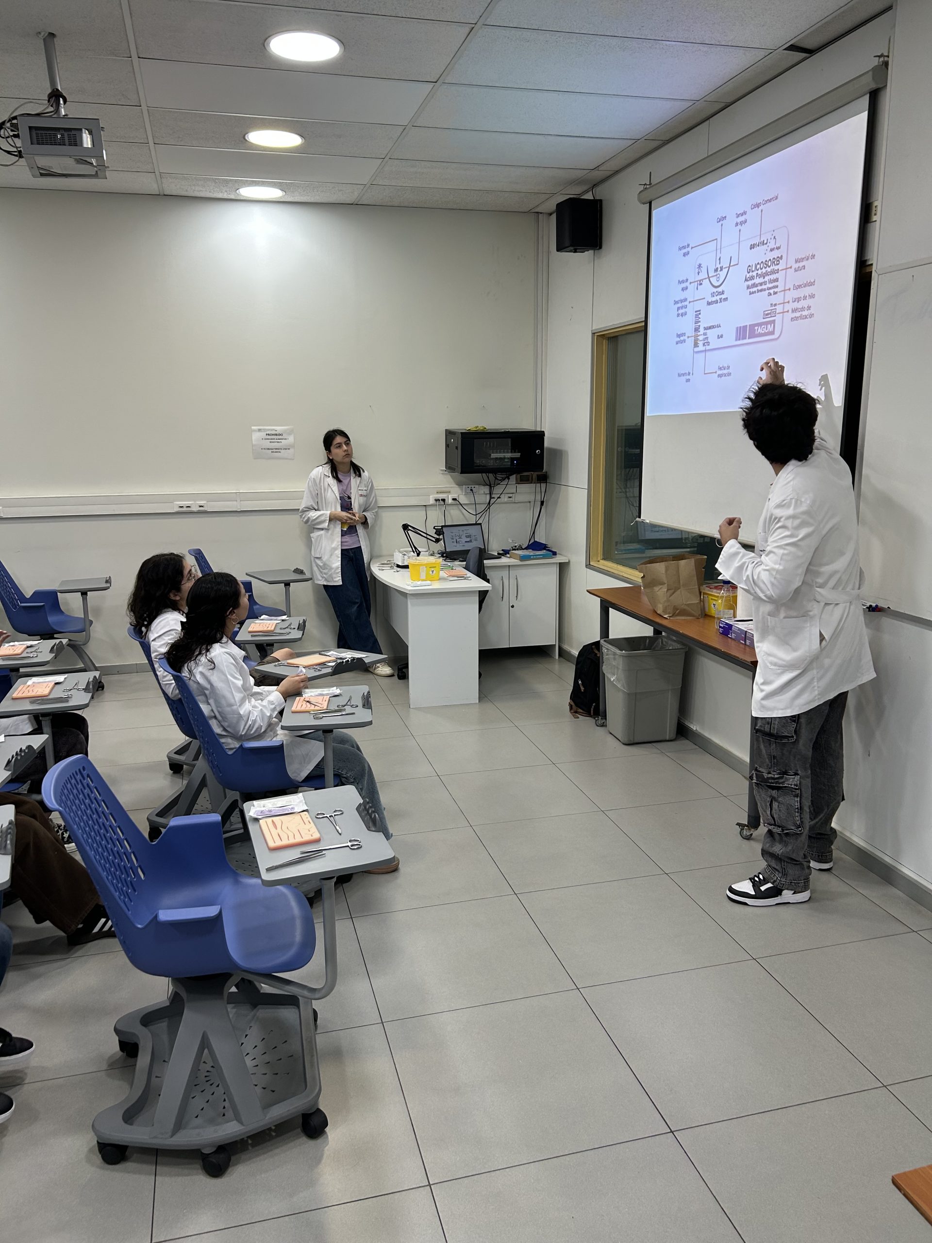 IFMSA UDP realizó taller de suturas para estudiantes de Medicina ...